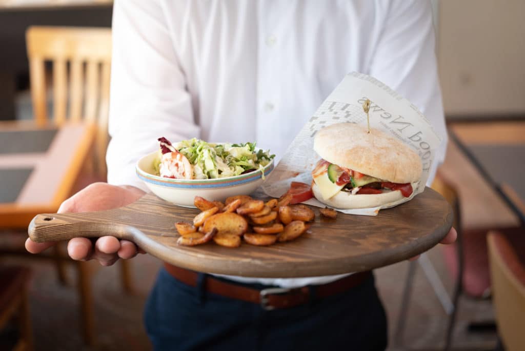 Hamburger with potatoes at Green Park Hotel brugge