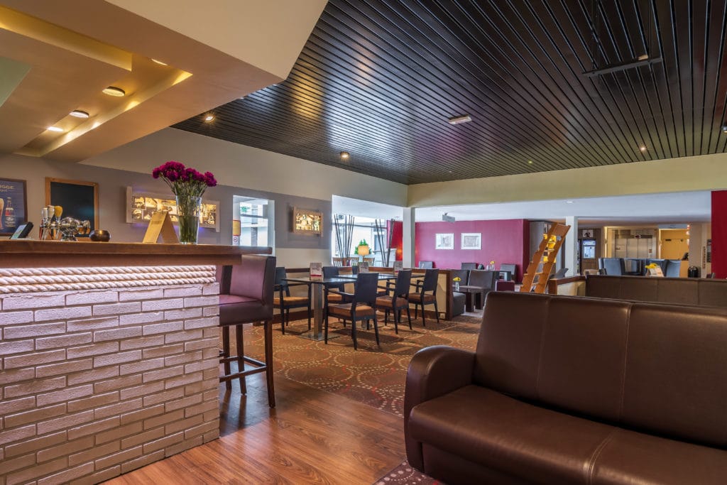 Bar overv, doel, voordelen Overzicht: On premcareeriew met bank in Green Park Hotel Brugge